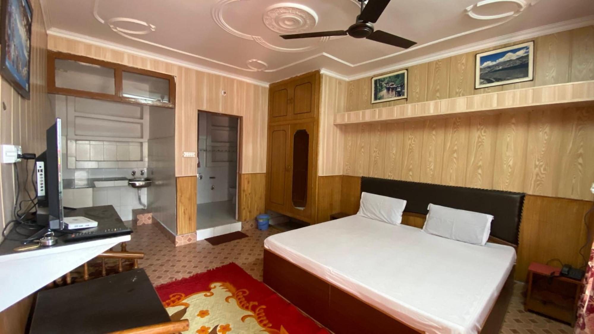 Hotel Ekant Lodge McLeod Ganj Eksteriør billede